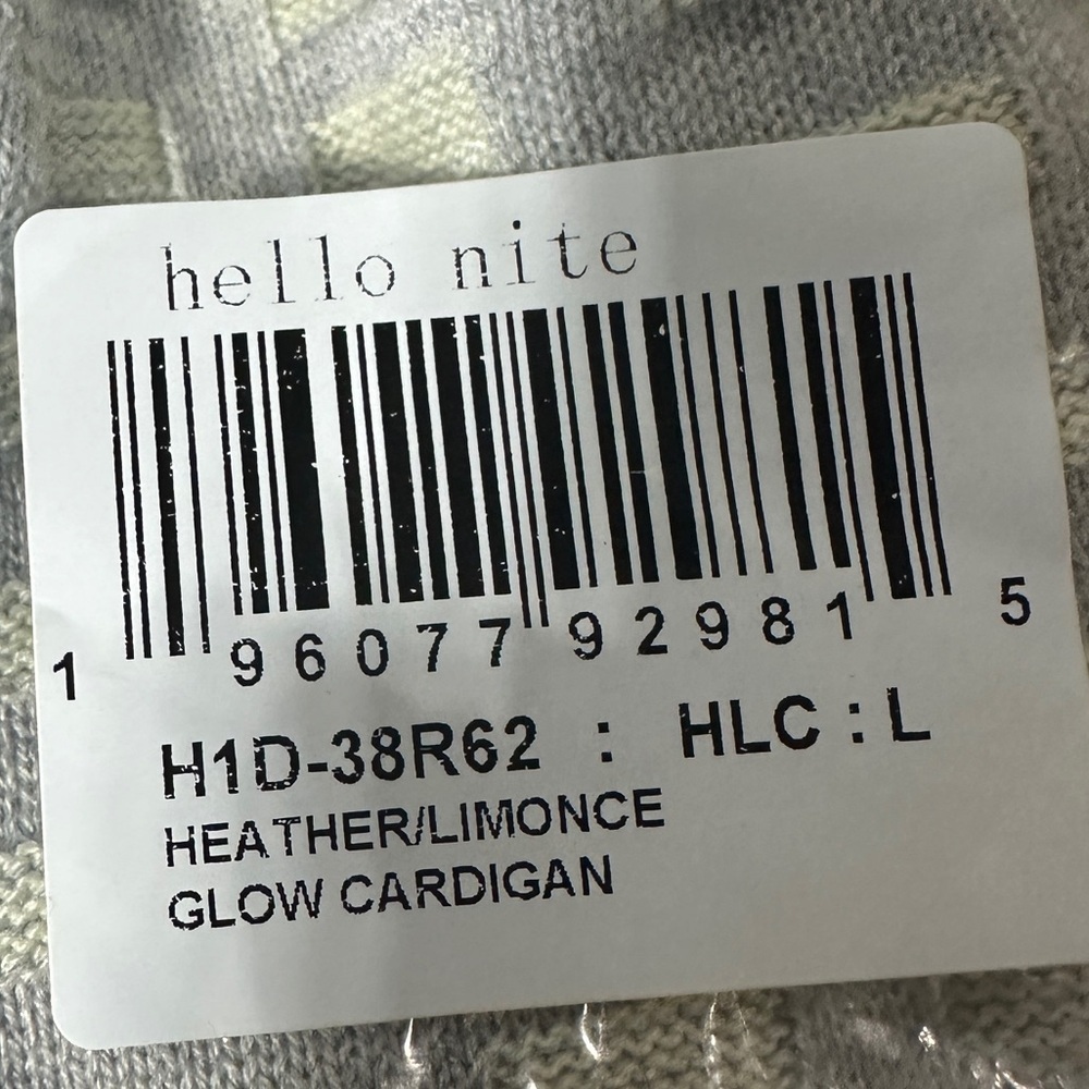 Hello Nite | Glow Cardigan - Picture 4 of 5